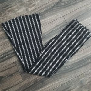 Stretchy flare leggings